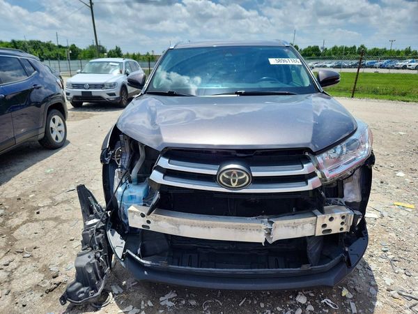 2017 TOYOTA HIGHLANDER SE/XLE