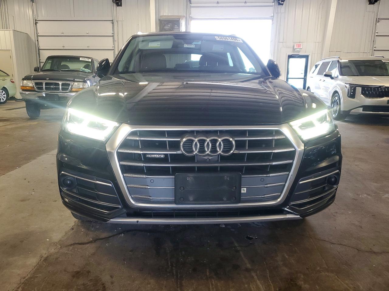2018 AUDI Q5 quattro Prestige