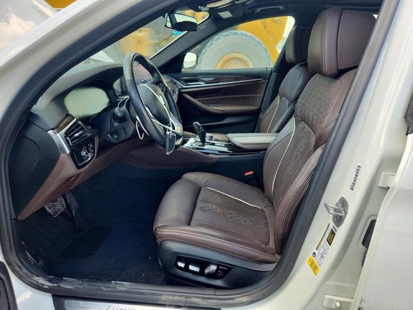 2019 BMW 540