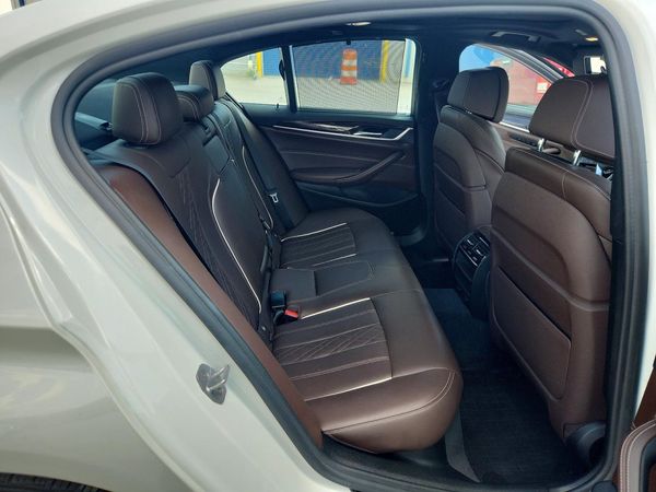 2019 BMW 540