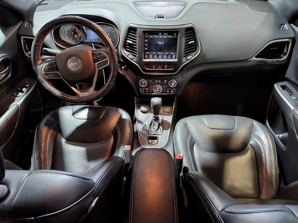 2021 JEEP CHEROKEE LATITUDE LUX 4X4