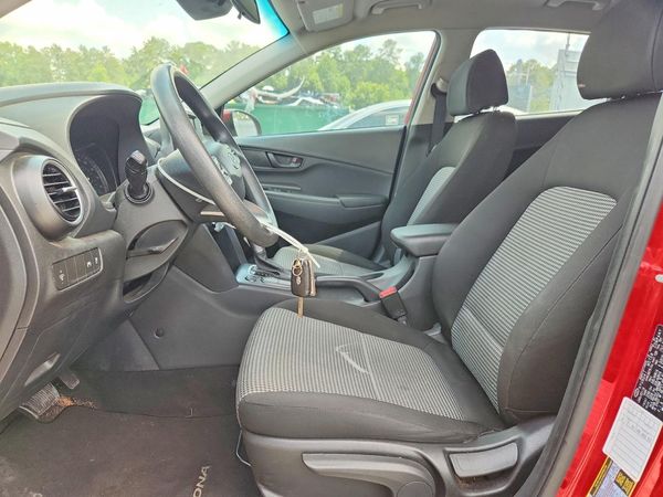 2019 HYUNDAI KONA SE