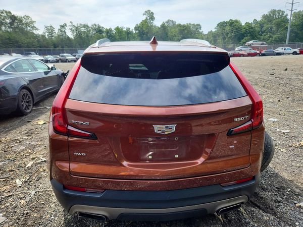 2020 CADILLAC XT4 Premium Luxury