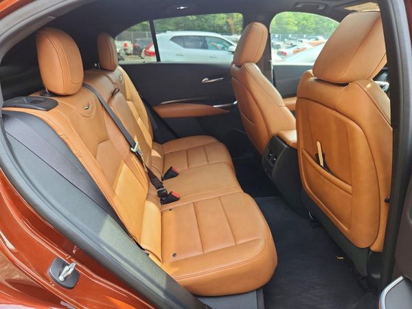 2020 CADILLAC XT4 Premium Luxury