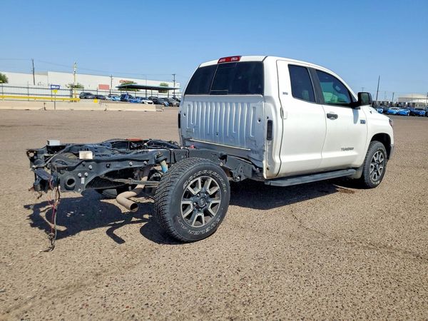 2019 TOYOTA TUNDRA SR5 Grade