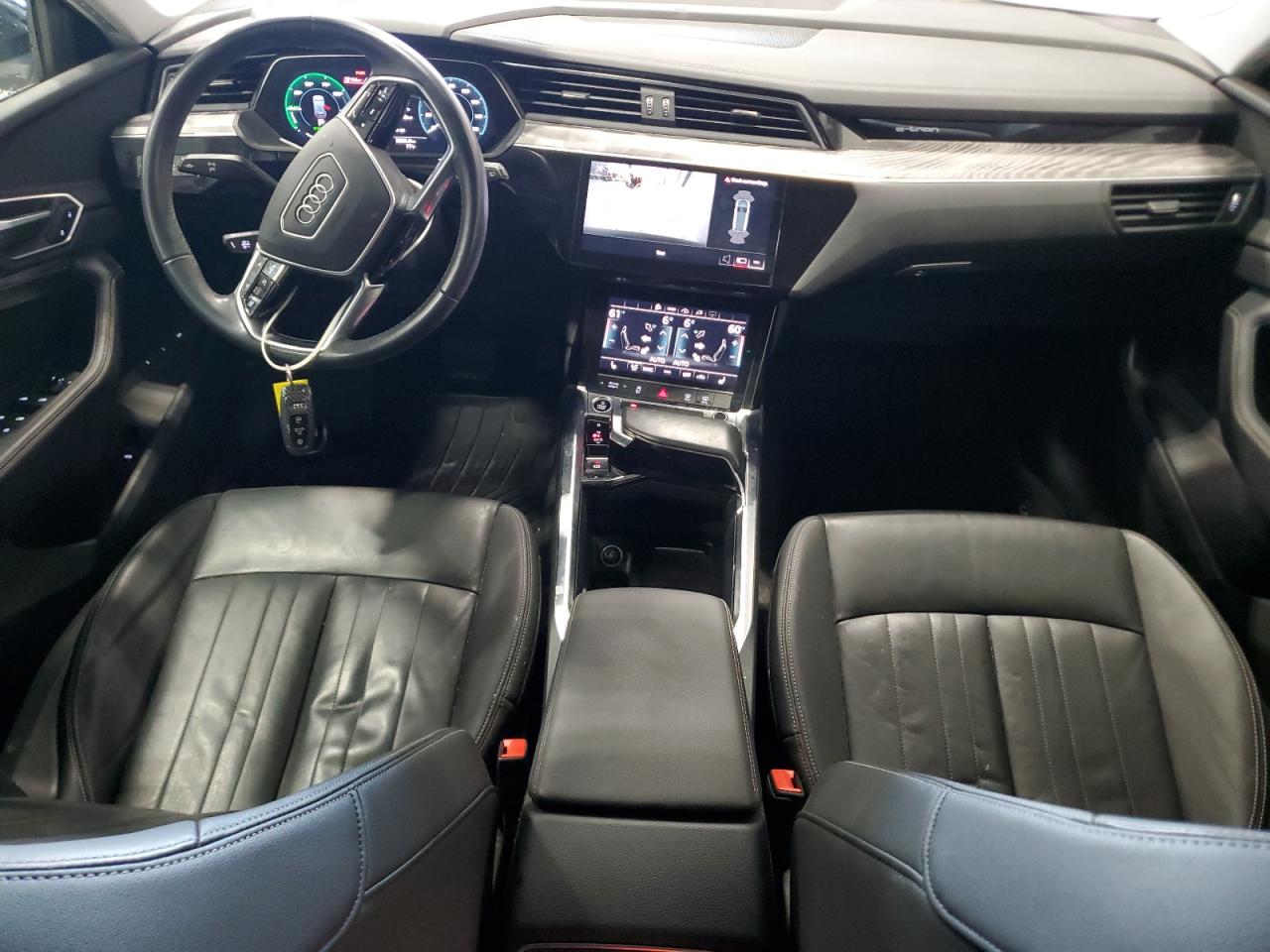 2021 AUDI E-TRON quattro Premium