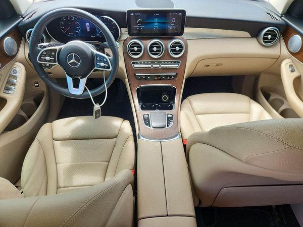 2021 MERCEDES-BENZ GLC GLC300
