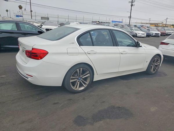 2018 BMW 330E