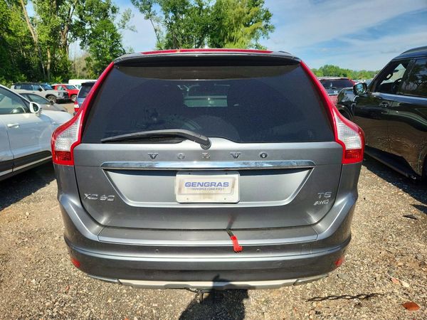 2017 VOLVO XC60