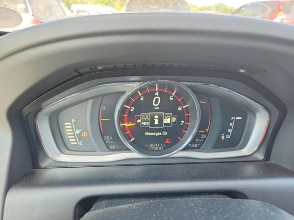 2017 VOLVO XC60