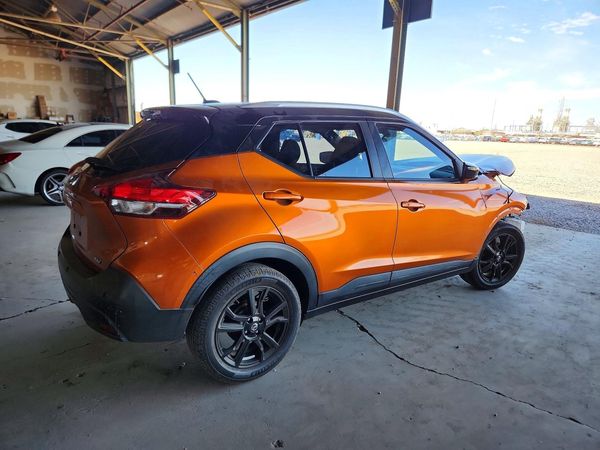 2020 NISSAN KICKS