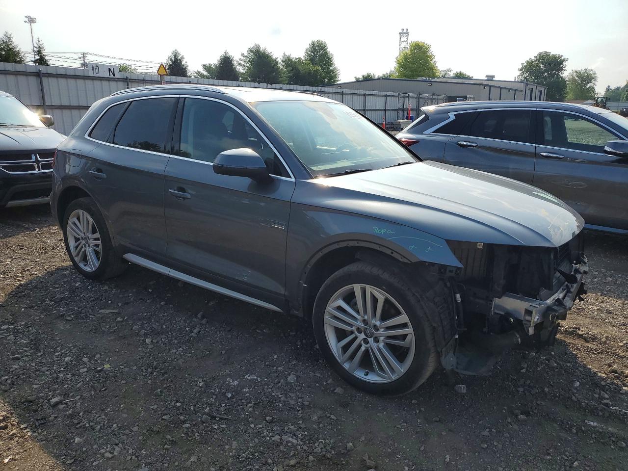 2020 AUDI Q5 quattro Premium Plus