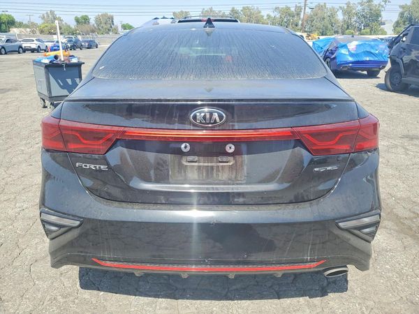 2020 KIA FORTE GT Line