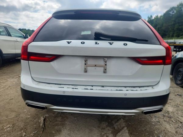 2017 VOLVO V90 CROSS COUNTRY Inscription