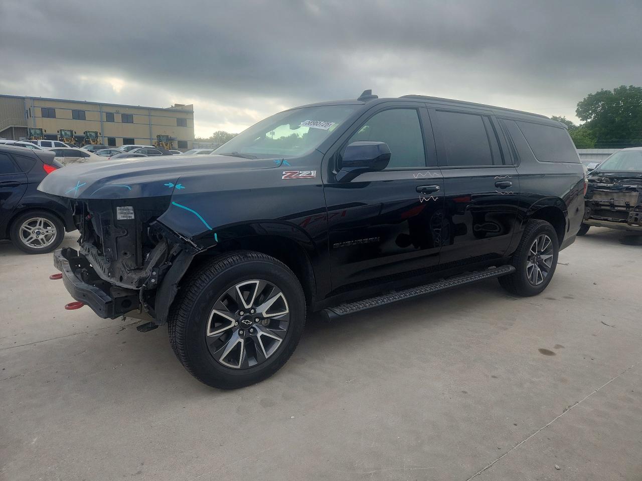 2022 CHEVROLET SUBURBAN Z71 — Front 3/4