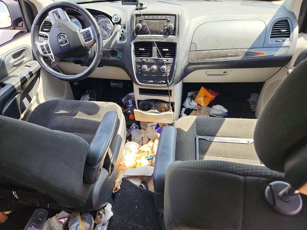 2015 DODGE GRAND CARAVAN SE