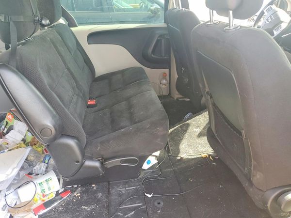 2015 DODGE GRAND CARAVAN SE