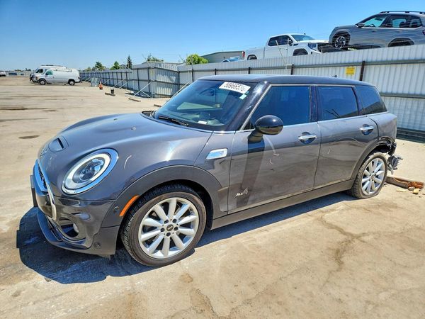 2018 MINI COOPER