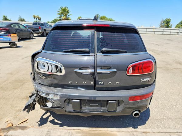 2018 MINI COOPER