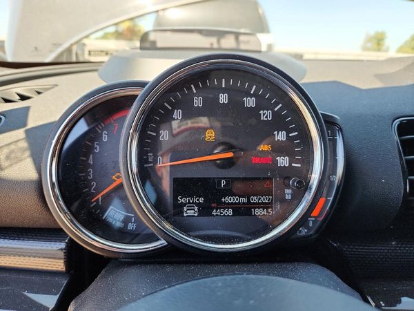 2018 MINI COOPER