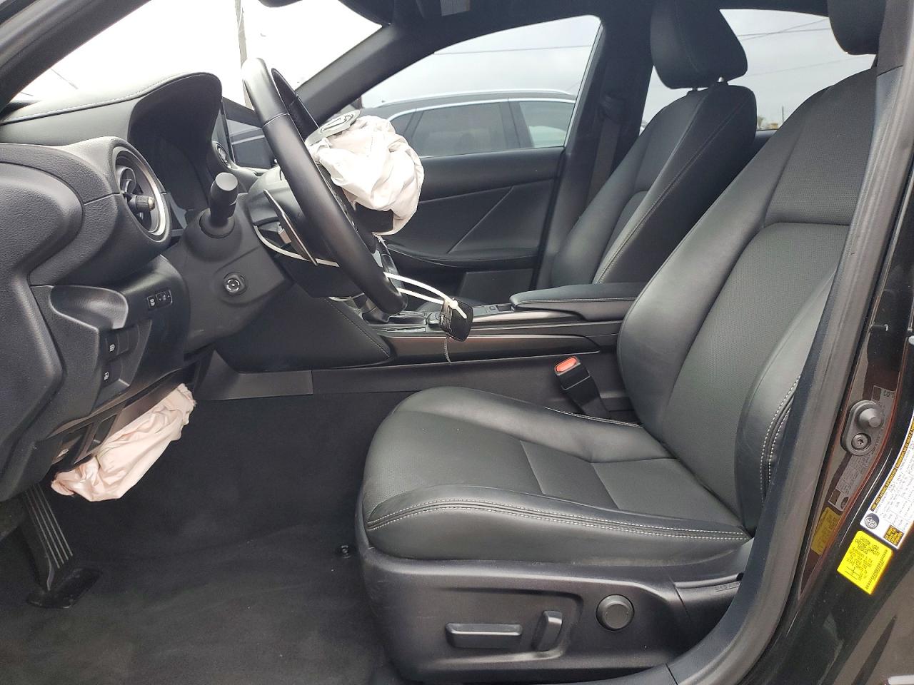 2022 LEXUS IS 300 Premium