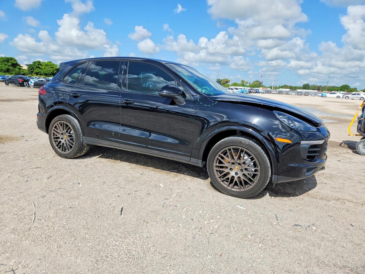 2018 PORSCHE CAYENNE Base / Platinum Edition