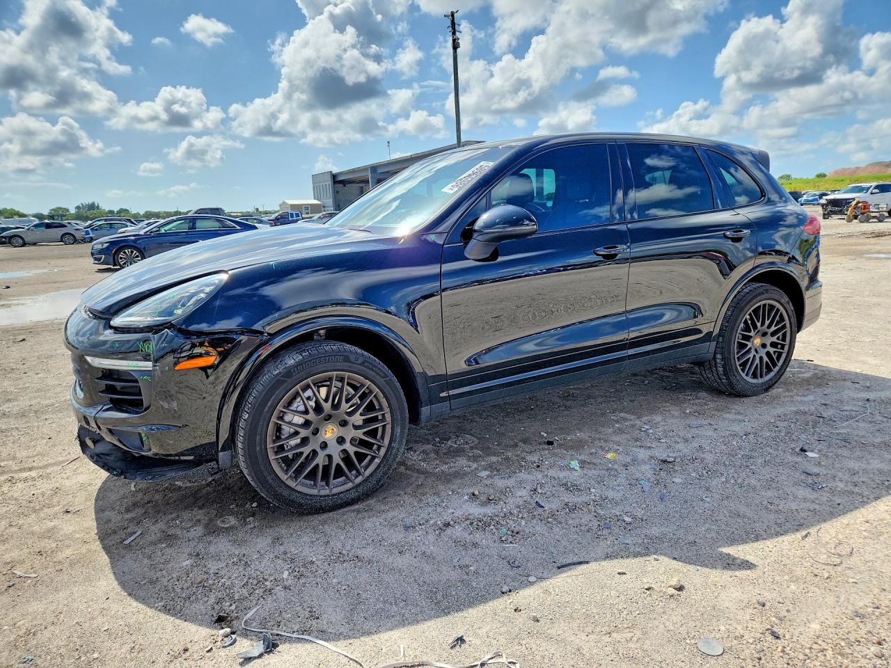 2018 PORSCHE CAYENNE Base / Platinum Edition