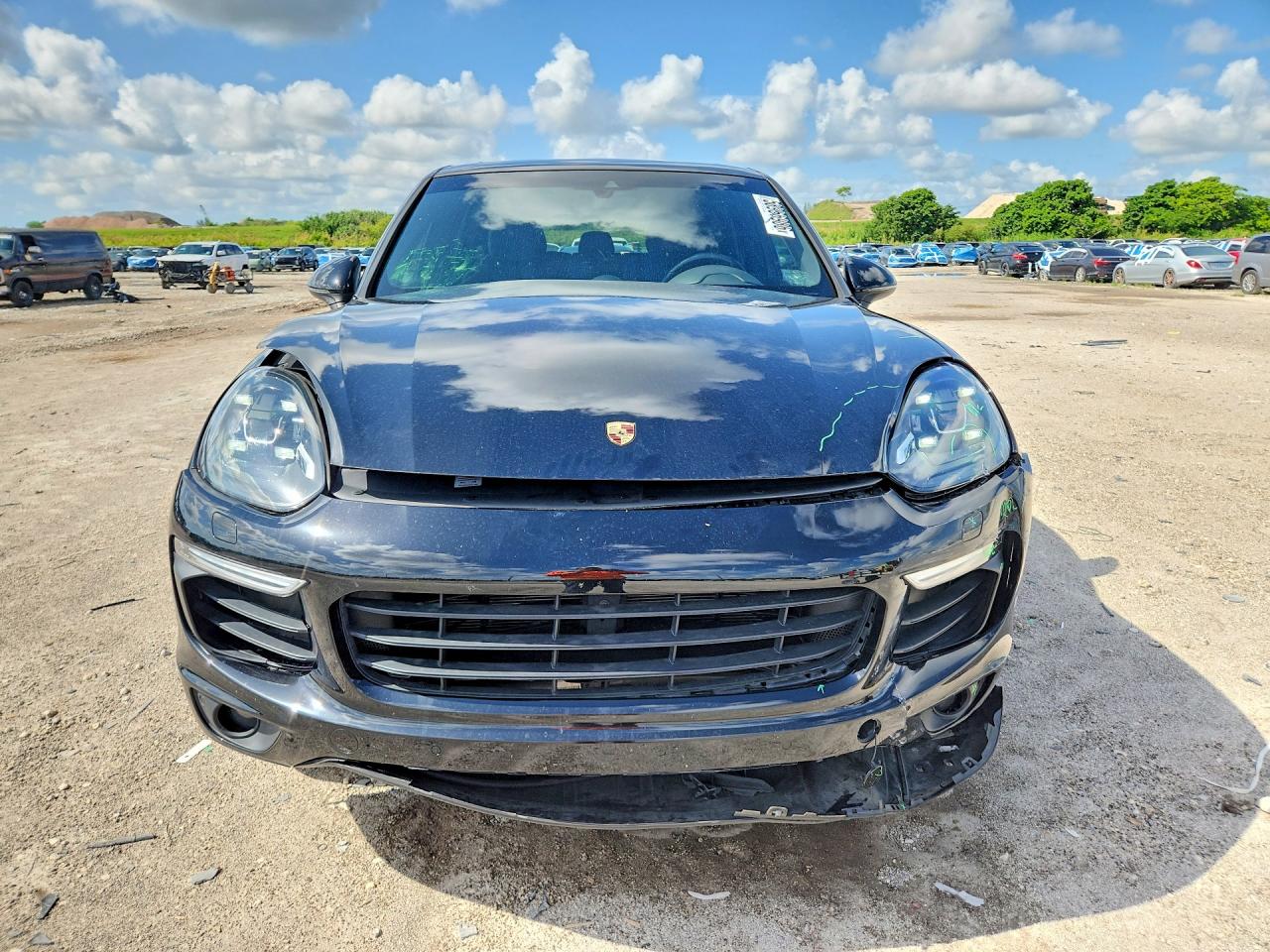 2018 PORSCHE CAYENNE Base / Platinum Edition