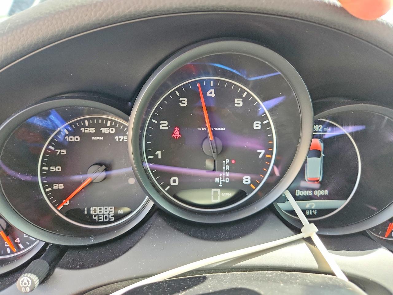 2018 PORSCHE CAYENNE Base / Platinum Edition