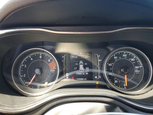 2019 JEEP CHEROKEE LATITUDE FWD
