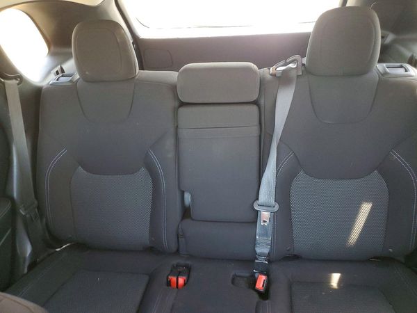 2019 JEEP CHEROKEE LATITUDE FWD