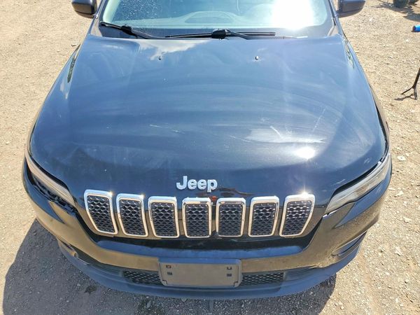 2019 JEEP CHEROKEE LATITUDE FWD