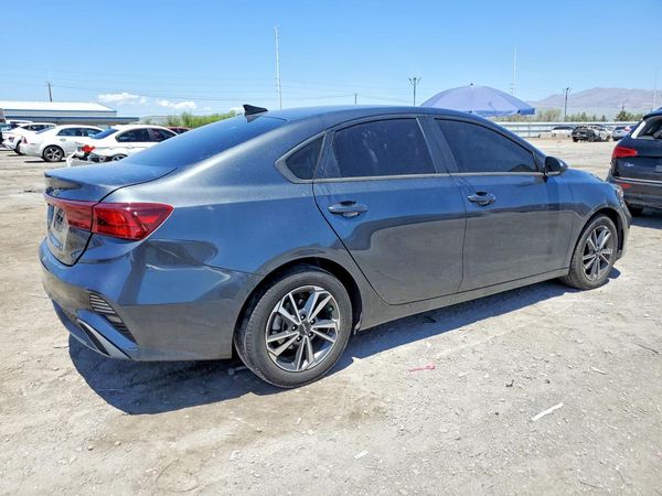 2022 KIA FORTE FE, LXS