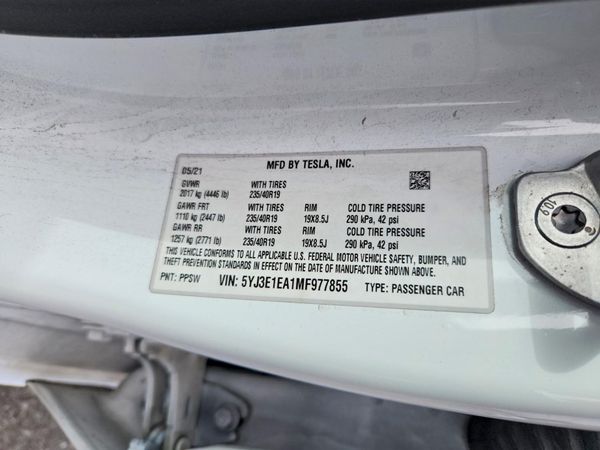 2021 TESLA MODEL 3