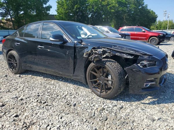 2015 INFINITI Q50