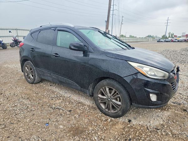 2015 HYUNDAI TUCSON GLS (Middle)