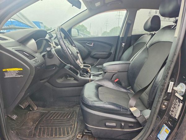 2015 HYUNDAI TUCSON GLS (Middle)
