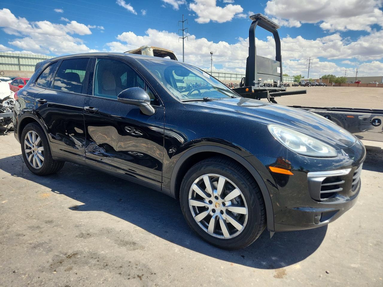 2016 PORSCHE CAYENNE