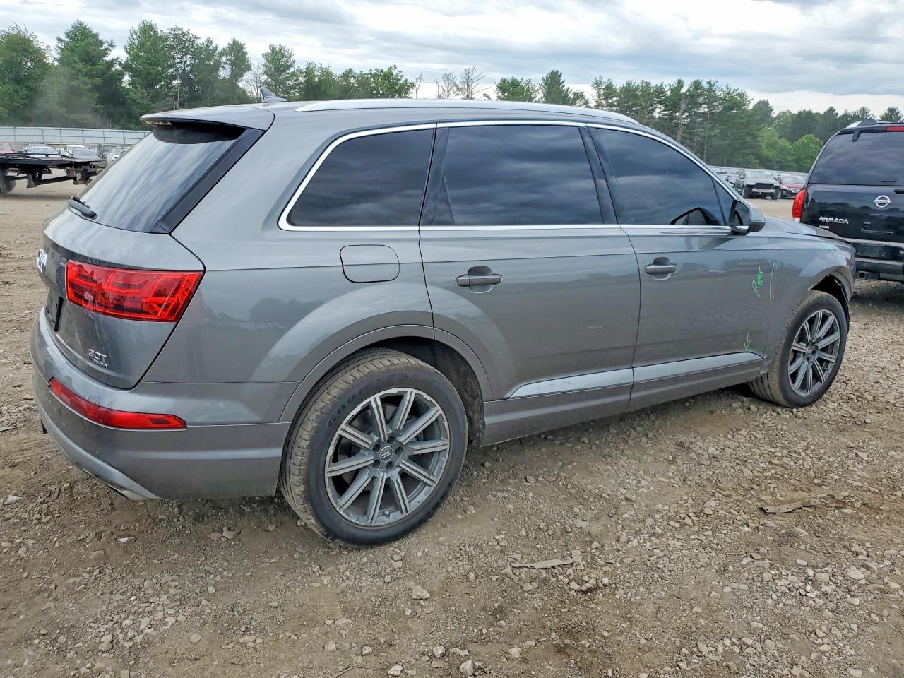 2017 AUDI Q7 quattro Premium Plus