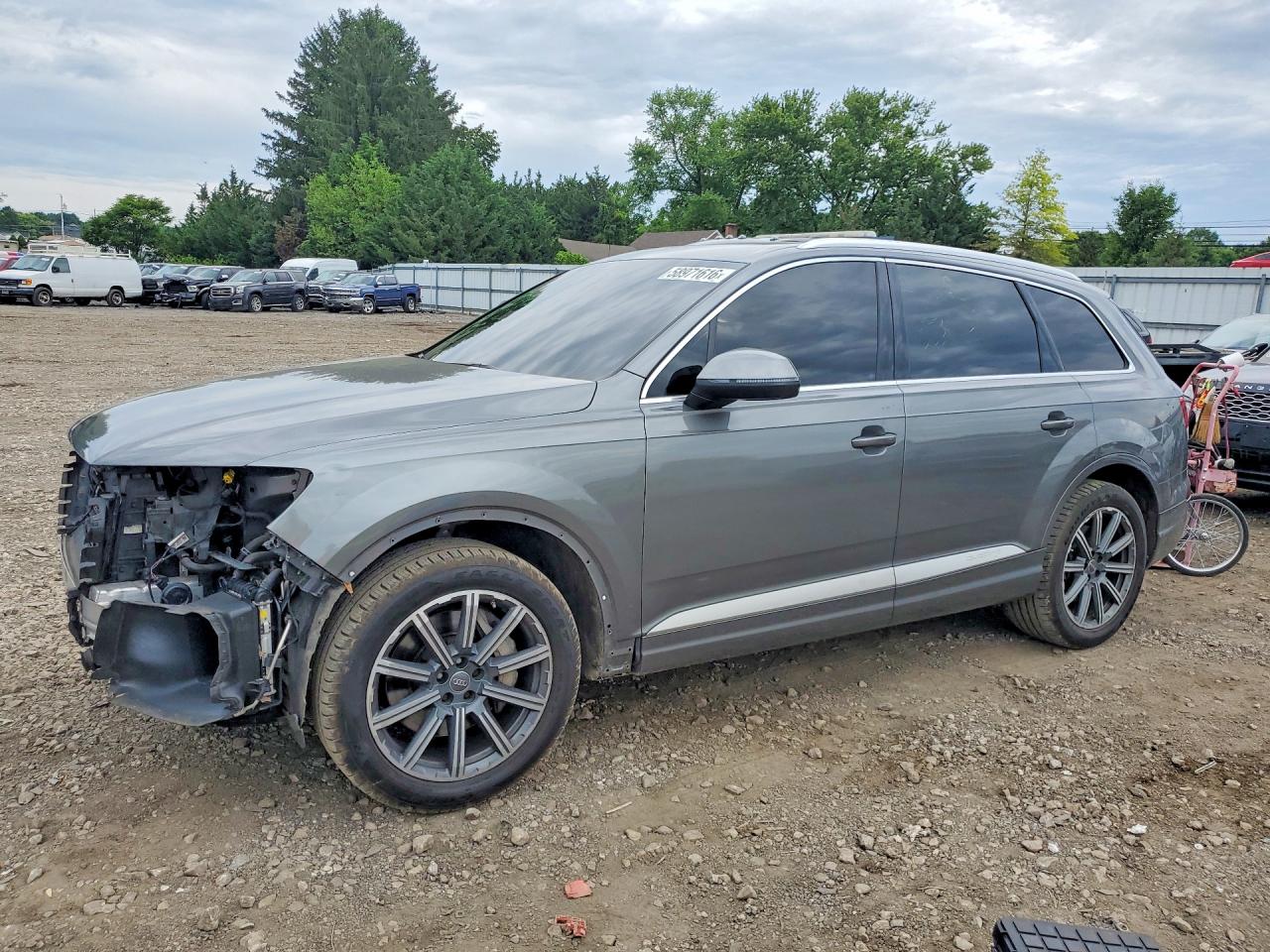 2017 AUDI Q7 quattro Premium Plus