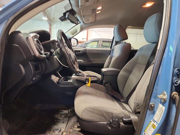 2019 TOYOTA TACOMA SR5