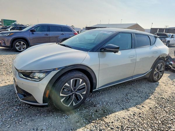 2024 KIA EV6
