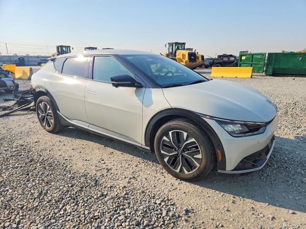 2024 KIA EV6