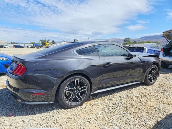 2022 FORD MUSTANG I4 Coupe