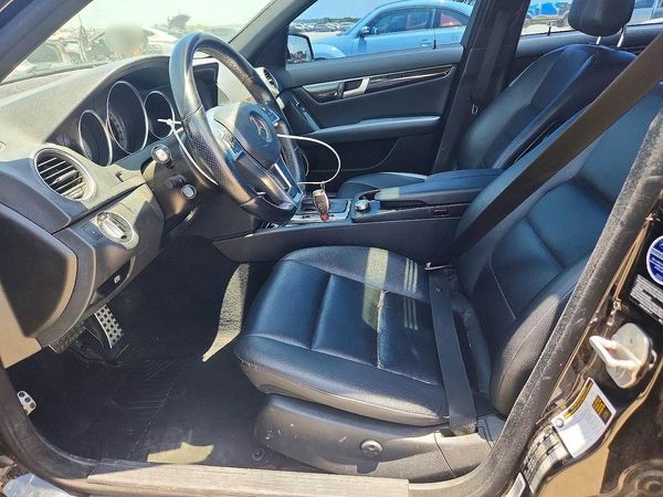 2013 MERCEDES-BENZ C C300