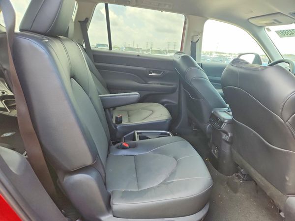 2026 TOYOTA GRAND HIGHLANDER