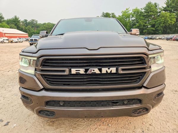 2019 RAM 1500 LARAMIE CREW CAB 4X4
