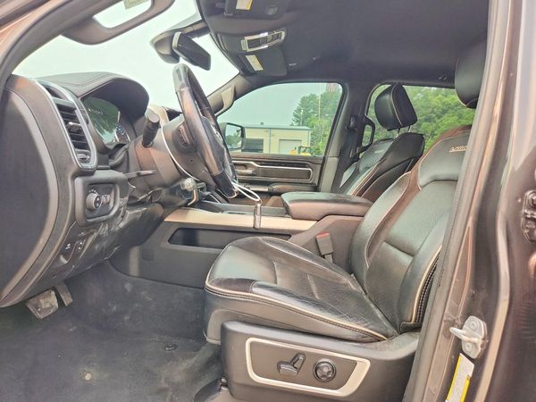 2019 RAM 1500 LARAMIE CREW CAB 4X4
