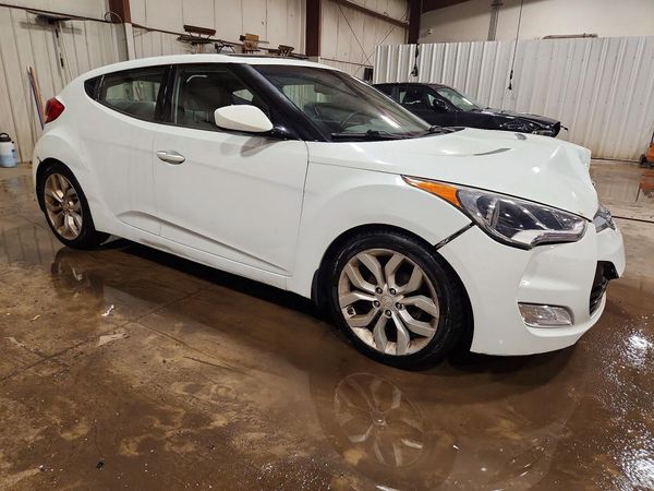 2013 HYUNDAI VELOSTER