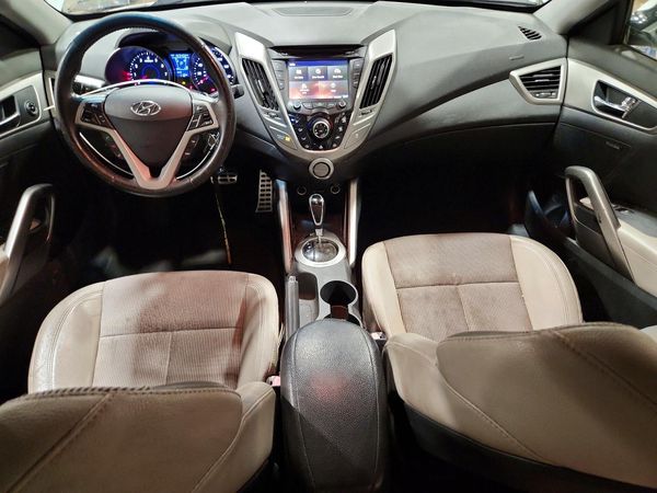 2013 HYUNDAI VELOSTER